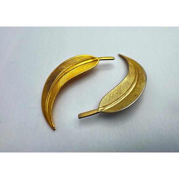 Vintage 1960s MCM Gold Tone Feather Brooch Pin Set of 2 Mid Century Modern - Picture 1 of 5